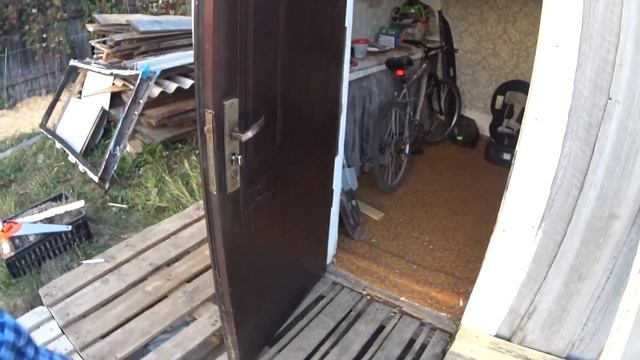 Бросили Всё В Городе / И Поехали Ставить Двери / На Дачном Участке / Стройка За Копейки. смотреть онлайн