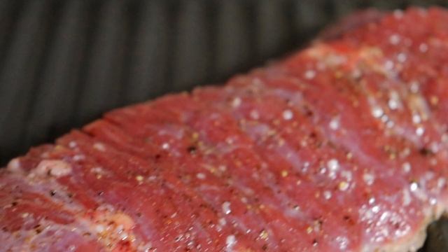 Стейк МАЧЕТЕ с ЧИМИЧУРРИ смотреть онлайн