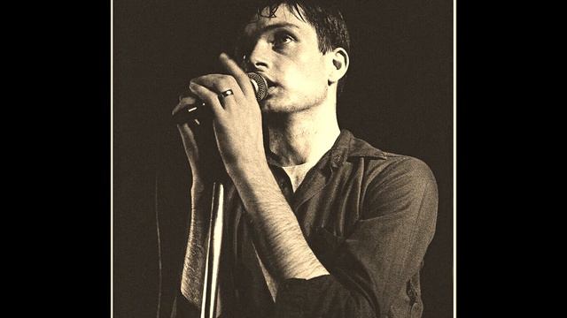 ALTROVE // Brano I - Ian Curtis смотреть онлайн