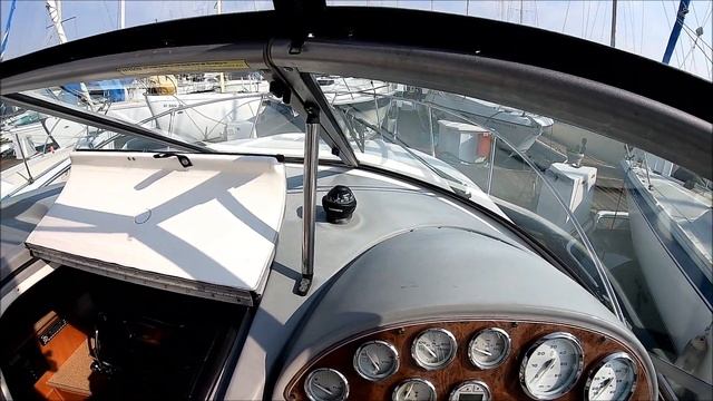 Bayliner 245 Cruiser @ South Mountain Yachts смотреть онлайн