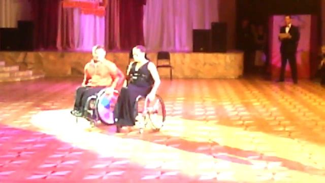 Танго. Танцуют Наталья и Владимир Гентлер смотреть онлайн