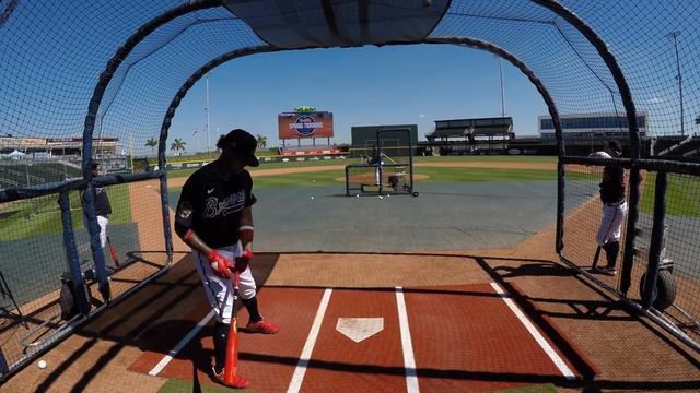 Cage Cam: Spend a day hitting BP at Braves spring training смотреть онлайн