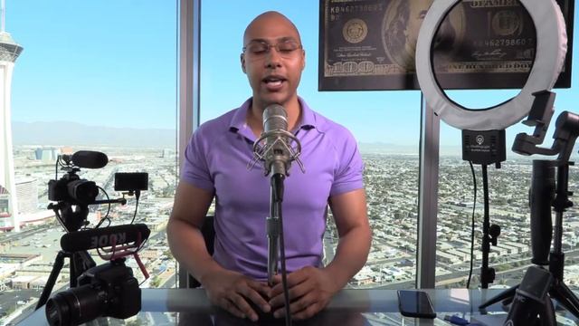 The Equipment I Used To Build & Grow My Personal Brand смотреть онлайн