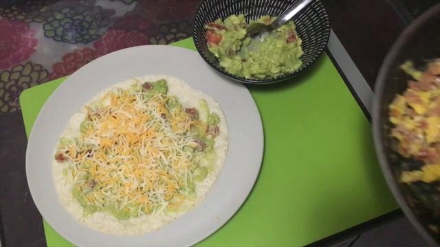 ПРОСТОЙ РЕЦЕПТ БУРРИТО | BURRITO RECIPE смотреть онлайн