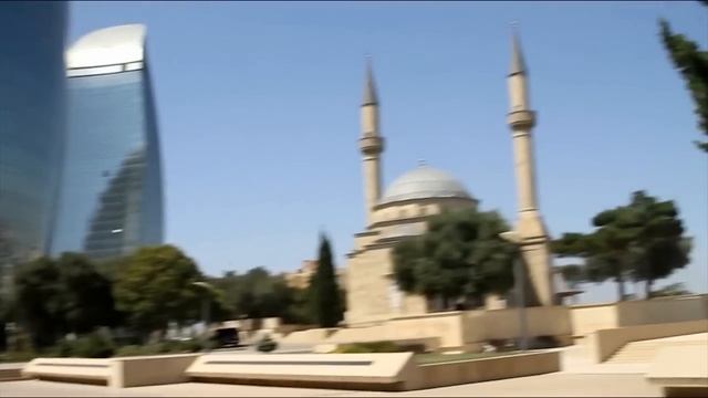 Уехали в Баку! С кем не бывает?! смотреть онлайн