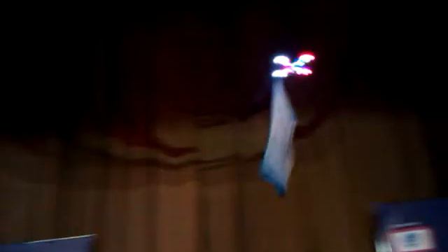 Квадрокоптер и радиоуправляемый самолет в МАИ (Москва) смотреть онлайн