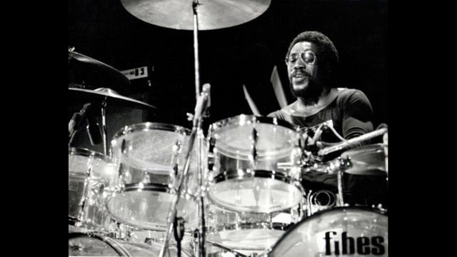 Billy Cobham 1978 Live At The Bottom Line February 19th смотреть онлайн