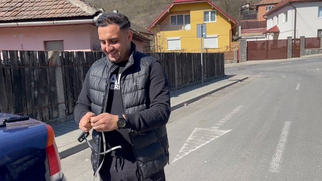 FAMILIA NU STIE DAR MERGEM IN ROMANIA DE ZIUA BUNICII смотреть онлайн