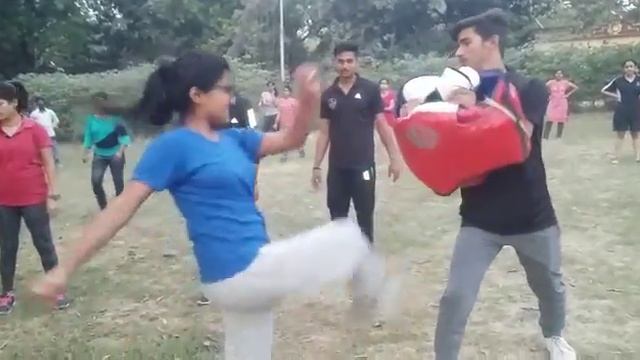 Self defense training camp for girls in BHU смотреть онлайн