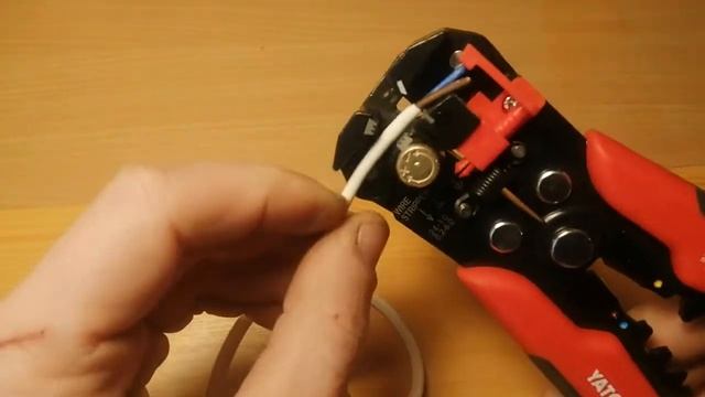 Using Wise Grip Auto Adjusting Wire Stripper Yato Yt 2313 Cutter - Crimper Review Test COOL tools смотреть онлайн