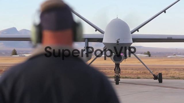 The CPB unmanned Predator drone takes off for a patrol se... смотреть онлайн