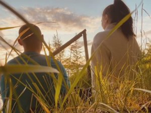 МЫ С ТОБОЮ, КАК ПТИЦЫ - красивая песня о любви, поёт ЛЮДМИЛА ЯКУШЕВА