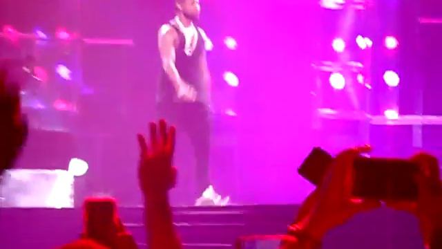 Usher live 2015, URXTOUR SAP Arena Mannheim смотреть онлайн