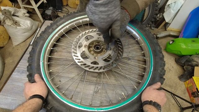 Реставрация KAWASAKI KDX250SR... ЧАСТЬ 4 КОЛЕСА.Restoration Of KAWASAKI KDX250SR ... PART 4 WHEELS.