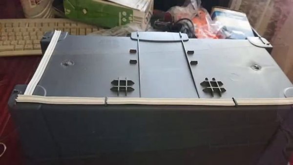 Лайфхак. Доработка ящика для инструментов уплотнительной резинкой.