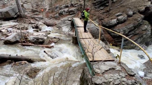 Водопад Учан-Су. Река выше после дождей смотреть онлайн