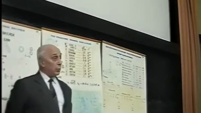 Почему Солнечная система устроена именно так? Происхождение планет, комет и метеоритов. Лекция 13. смотреть онлайн