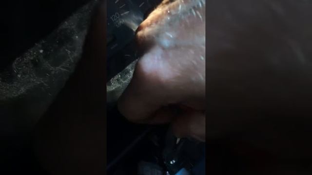 Как открутить обрывные болты Мицубиси галант 8-925-5073309 смотреть онлайн