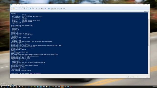 Docker on Windows 10 Pro смотреть онлайн