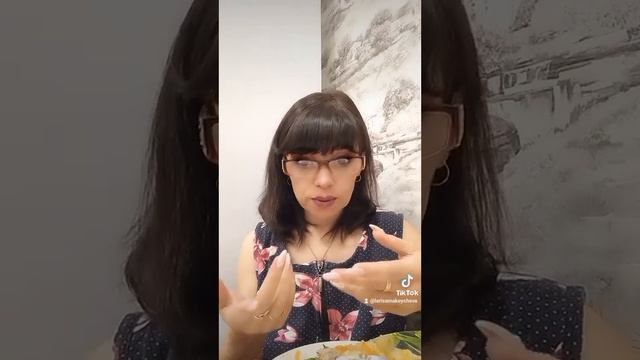 Говорила,но не понимаю зачем ? [заходите, Лариса ждёт вас]? смотреть онлайн