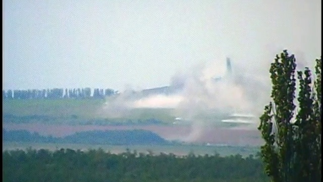 01.06.2014. 8:40. Саур-Могила. Обстрел карателями | Ukraine, Saur-Mogila смотреть онлайн
