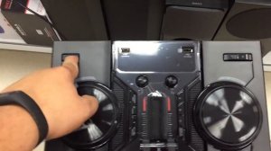 Обзор музыкального центра LG OM6560