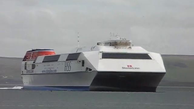 HSS Stena Voyager at Stranraer 17 May 2009 смотреть онлайн