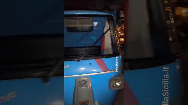 Da una vita guido la moto ape, oggi ho 90 anni e spero di poter rinnovare la patente смотреть онлайн