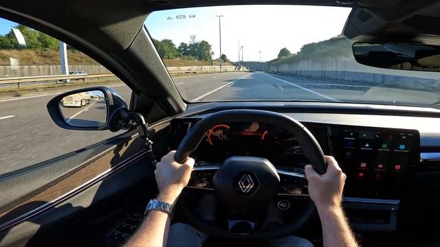 2023 Renault Megane E-Tech Electric EV60 POV Test Drive | 0-100 | 218 hp смотреть онлайн