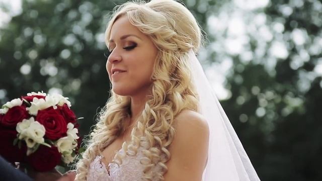 Михаил и Виктория смотреть онлайн