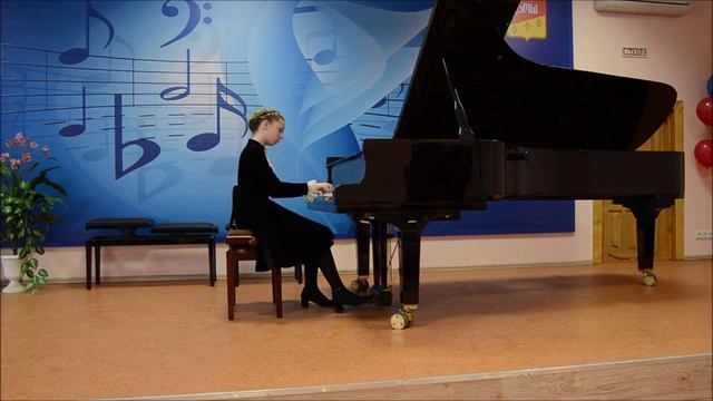 Л.Бетховен "Легкая соната №19", соч.49 №1, g-moll 1 часть смотреть онлайн