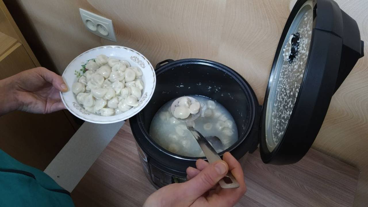 Как сделать пельмени в мультиварке Редмонд ? смотреть онлайн