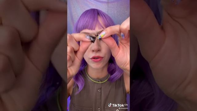 как легко приклеить ресницы #Shorts