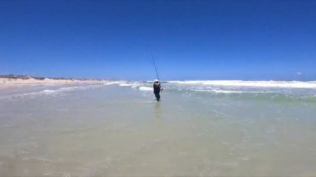 Camping in Uilenkraalsmond[fishing for Steenbras] смотреть онлайн