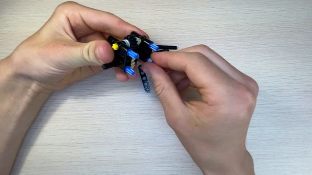 Самая ПРОСТАЯ КОРОБКА ПЕРЕДАЧ из ЛЕГО ТЕХНИК смотреть онлайн