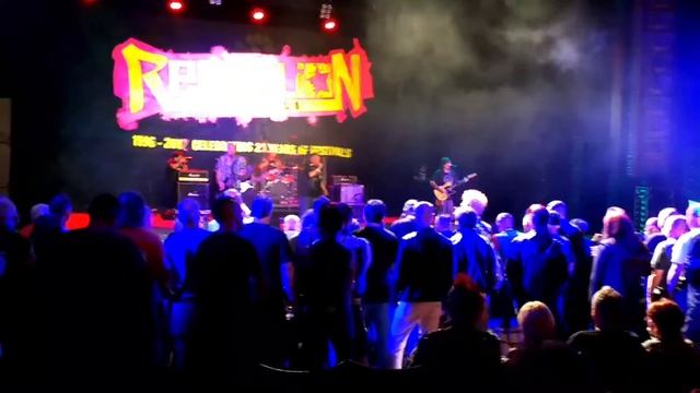 Johnny moped rebellion festival 5/8/17 смотреть онлайн