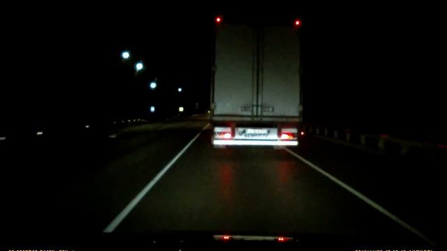 ДАЛЬНОБОЙ помогает ночью... СПАСИБО.As the TRUCKER really helps.. THANK you. смотреть онлайн