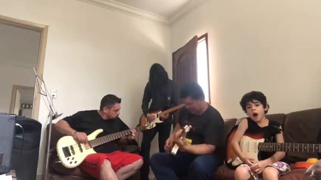 Domingão ROCK fender Stratocaster e Baixo IBANEZ смотреть онлайн