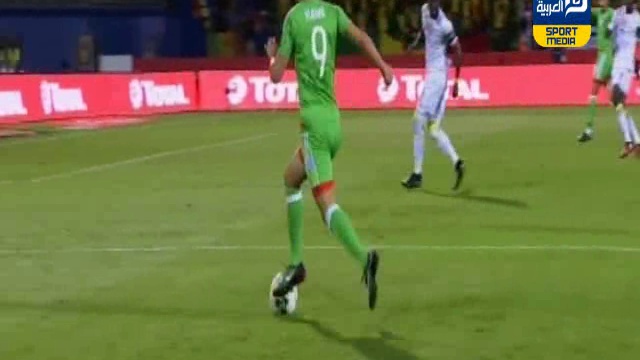 إسلام سليماني يسجل هدف التقدم للجزائر في شباك السنغال 1-0 | تعليق حفيظ دراجي смотреть онлайн