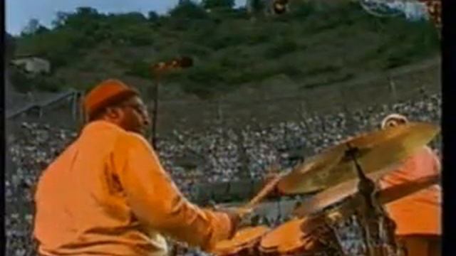 Benny Golson - Along Came Betty part I смотреть онлайн