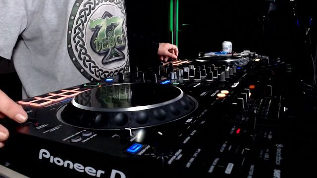 08/08/23 - Double Helix - Techno, Electro & Breaks Mix смотреть онлайн
