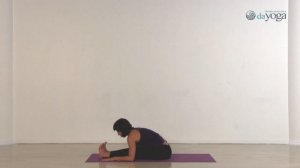 Пашчимоттанасана (Наклон к ногам сидя).