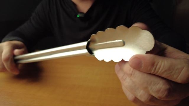 Щипцы для гриля Forester. #гриль #щипцы #Forester #мясо #барбекю смотреть онлайн