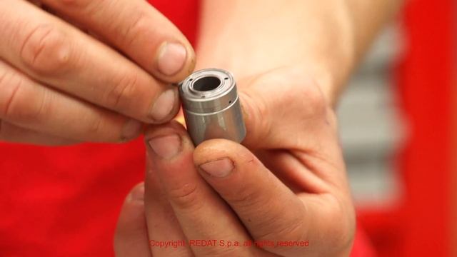 Cummins M11 injectors - Assembling, disassembling and testing смотреть онлайн