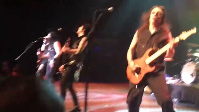 Skid Row feat. ZP Theart - Monkey Business - Live in Atlantic City 11/12/16 смотреть онлайн