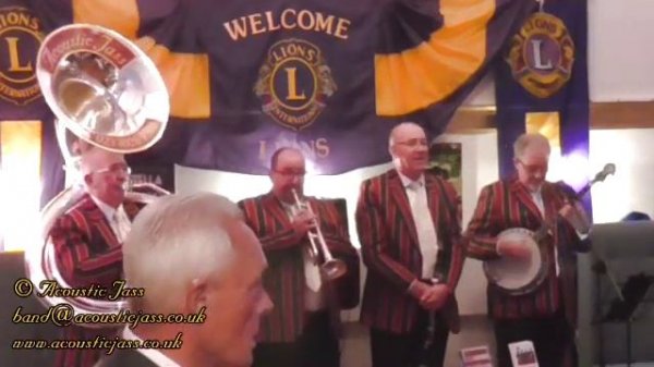 "Beer Barrel Polka" played by "Acoustic Jass" a jazz band in Hampshire