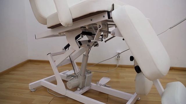 Педикюрное кресло на электроприводе "Элегант 1 МАКСИ" профессиональное от компании "РИВАЛЬ" смотреть онлайн