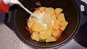 КАРТОФЕЛЬ ТУШЕНЫЙ В МОЛОКЕ