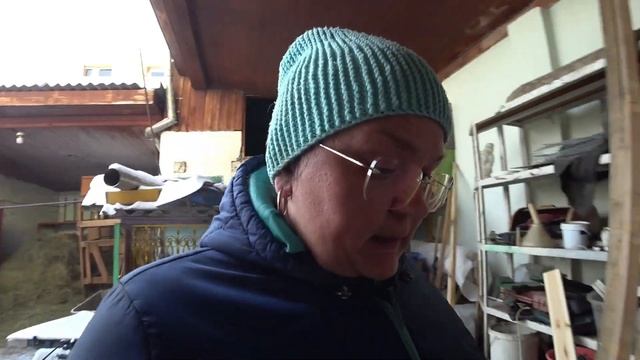 Кружевные блины. Направление к дерматологу. Приписное не выдали. Солнышко припекает. Петушок и куры смотреть онлайн