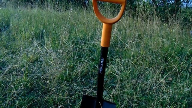 Fiskars лучшая лопата штыковая укороченная смотреть онлайн